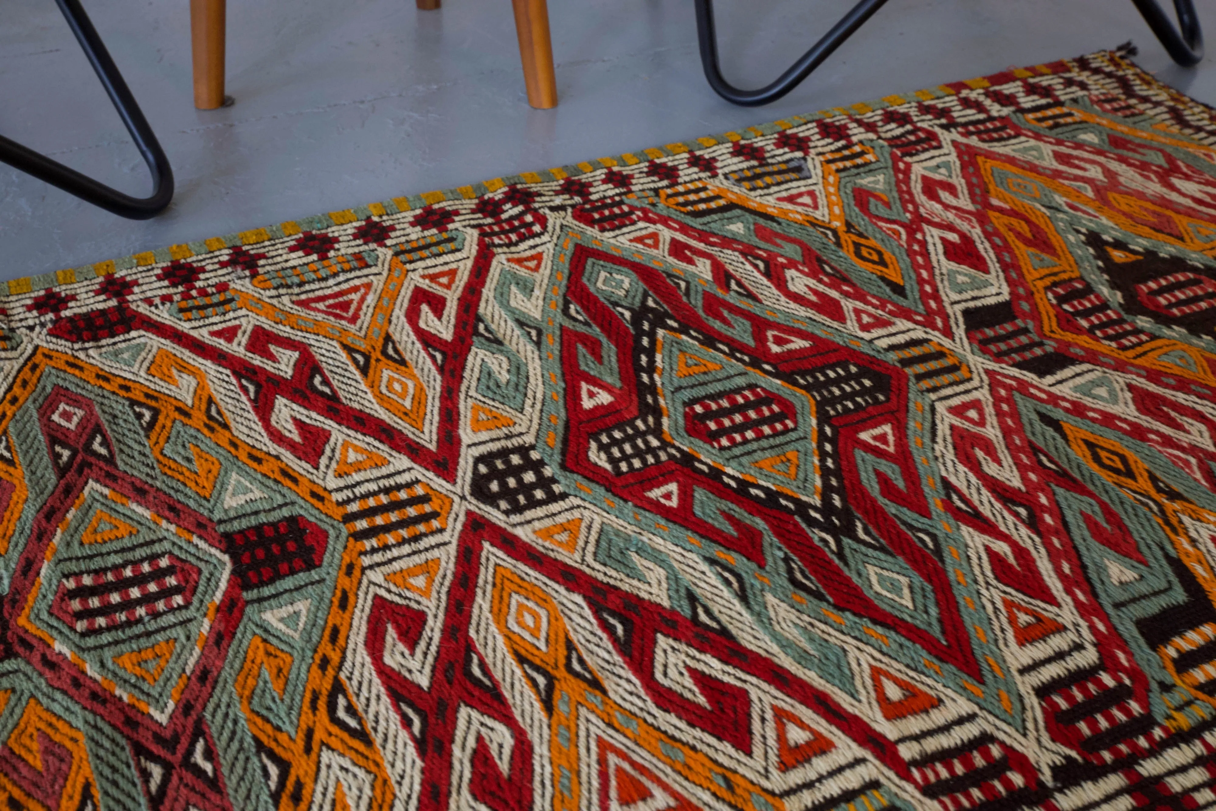 Vintage Mini Turkish Kilim Rug 2'10"x4'10"