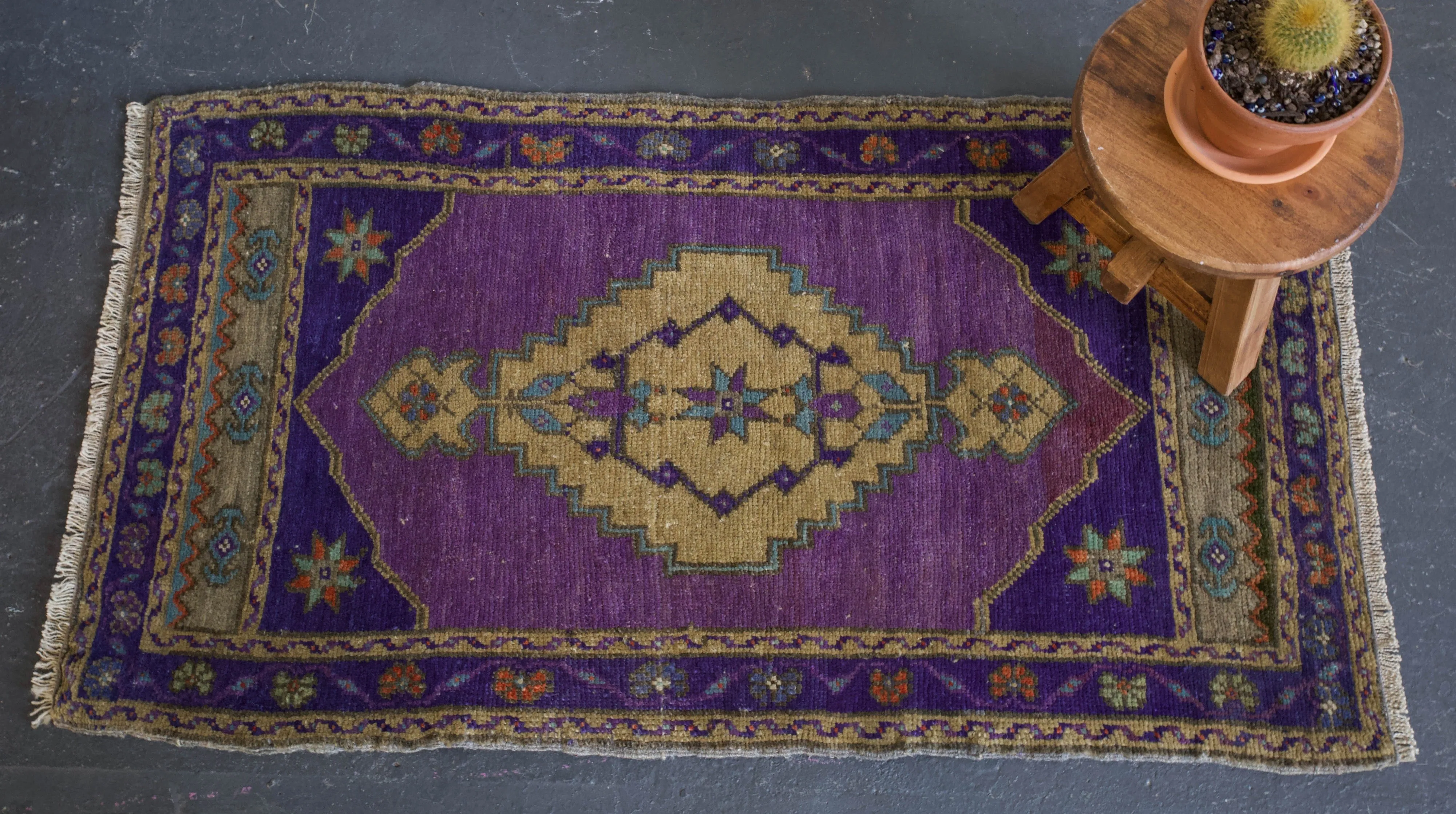 Vintage Mini Turkish Rug 1'9"x3'3"