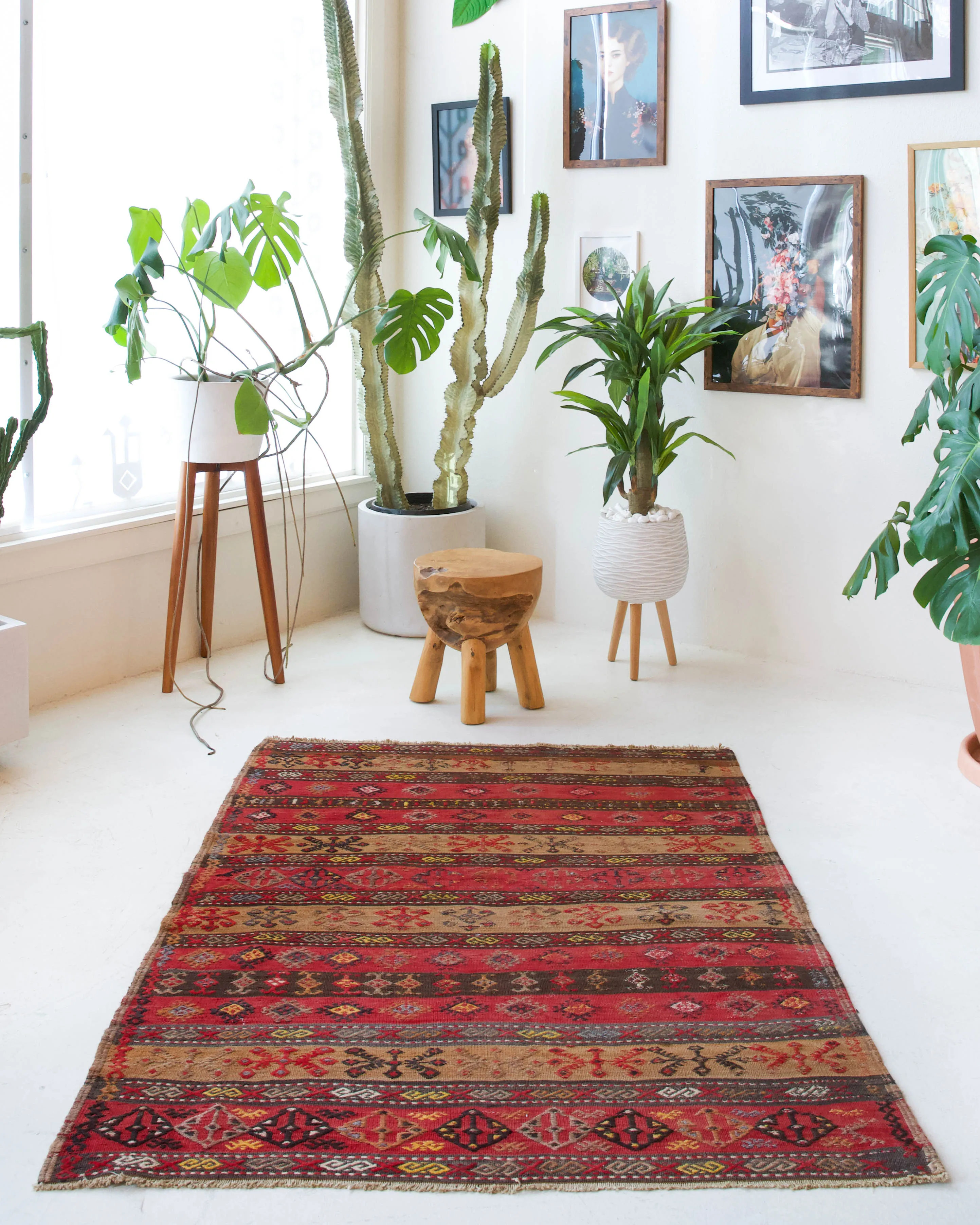 Vintage Sivas Kilim Rug 4'x5'5"