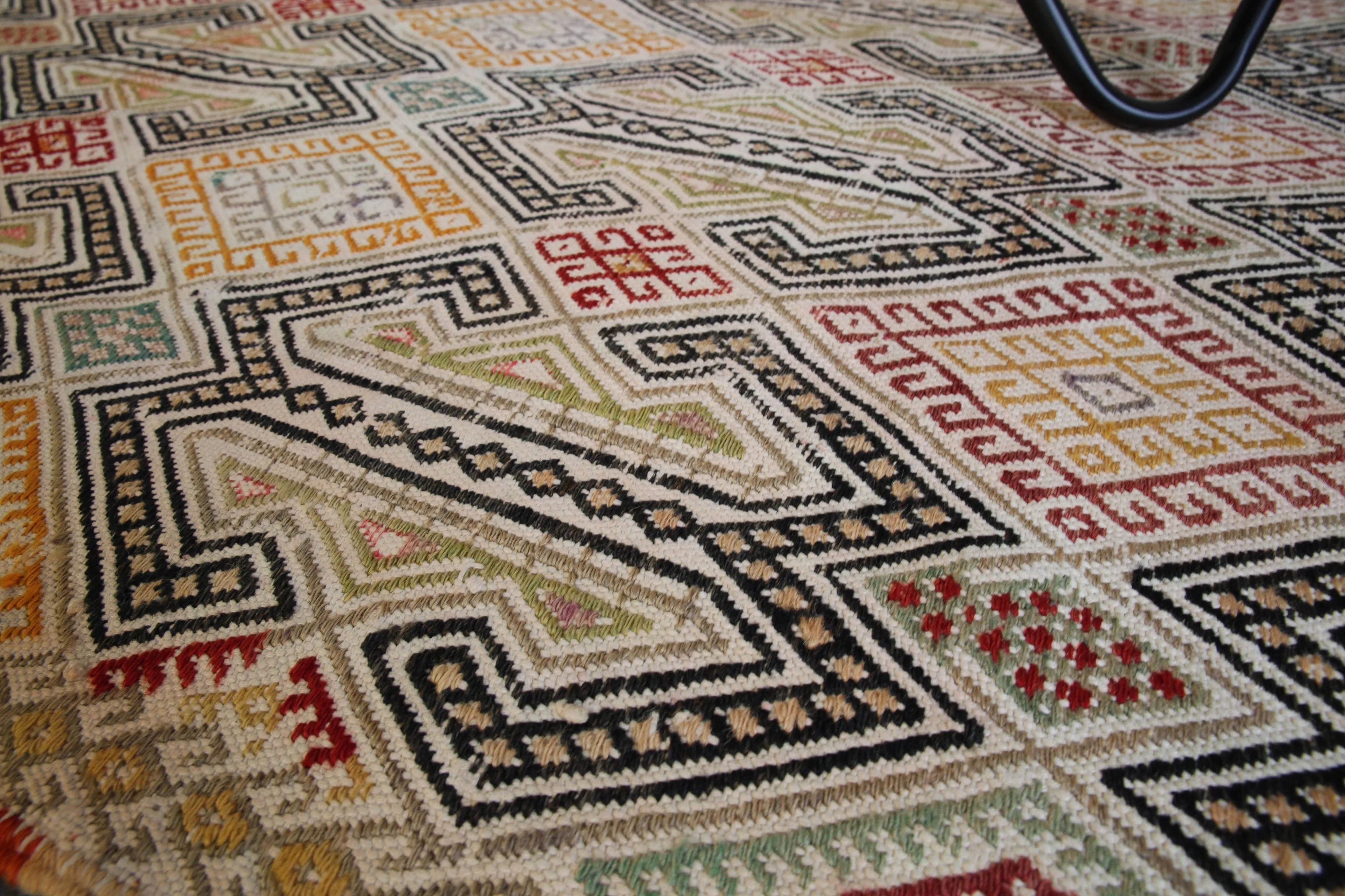 Vintage Turkish Aegean Cicim Kilim Rug  3'8"x5'5"