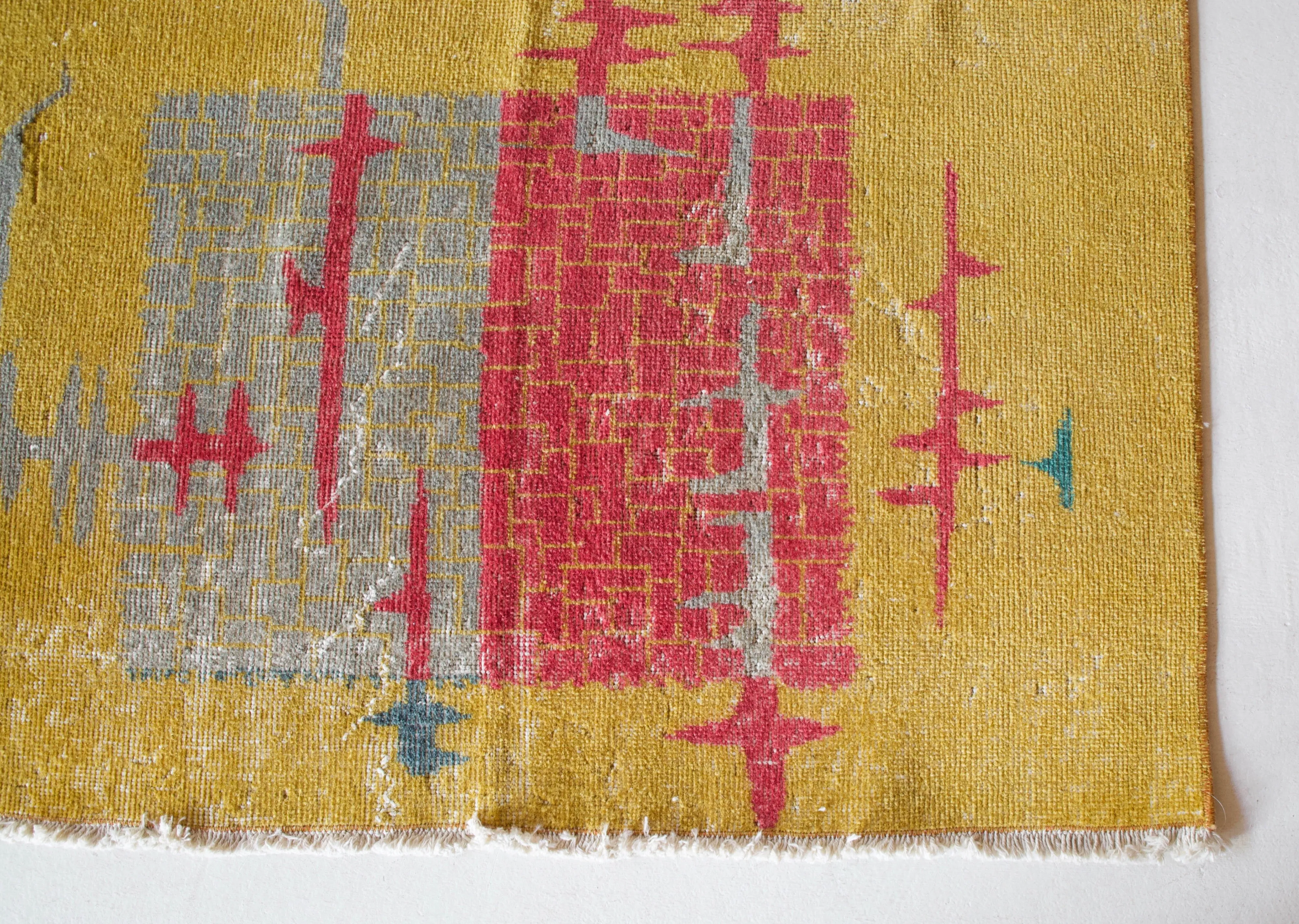 Vintage Turkish Art Deco Rug 4'11"x5'11"