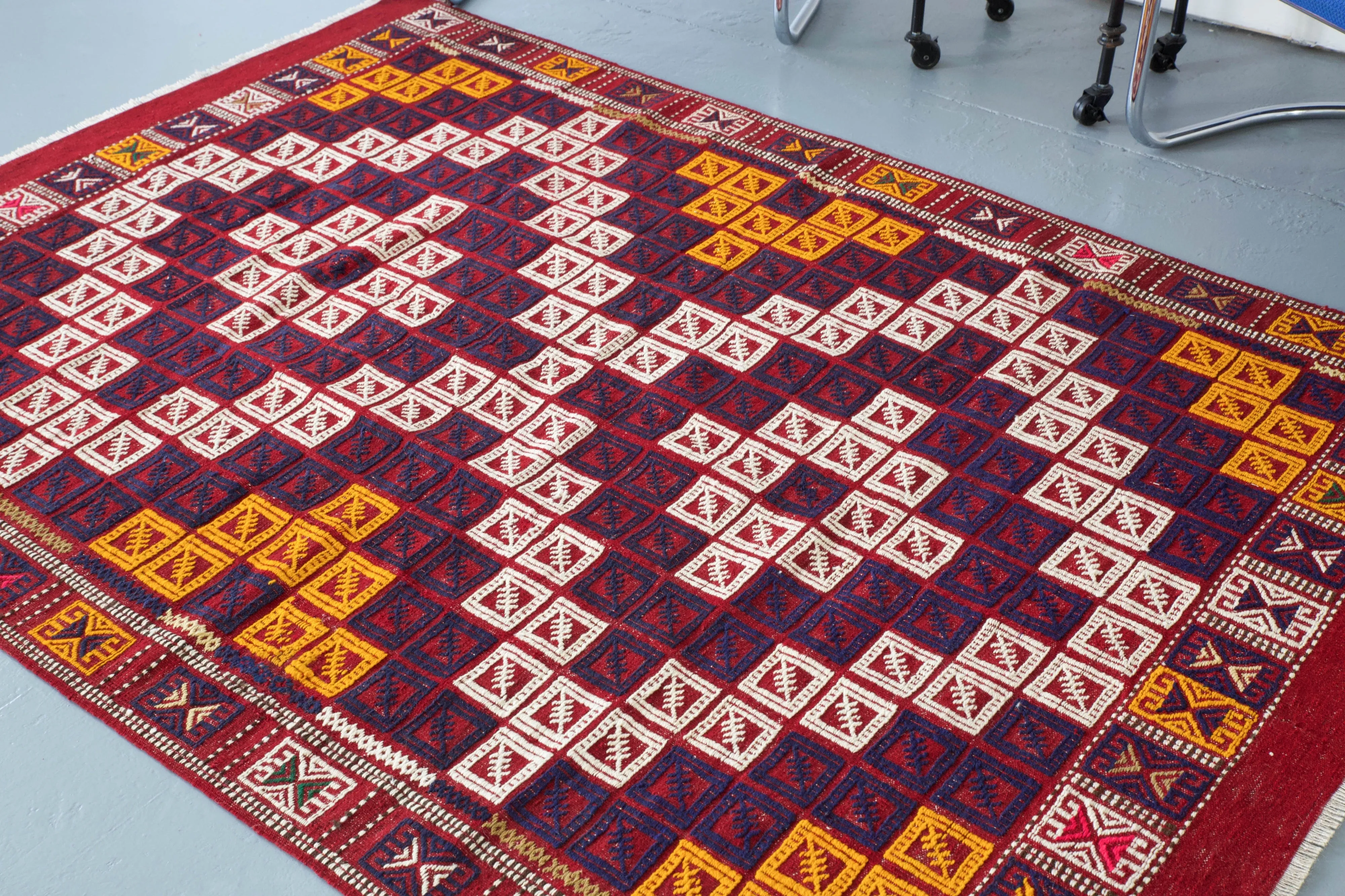 Vintage Turkish Kozak Cicim Kilim Rug 4'10"x7'