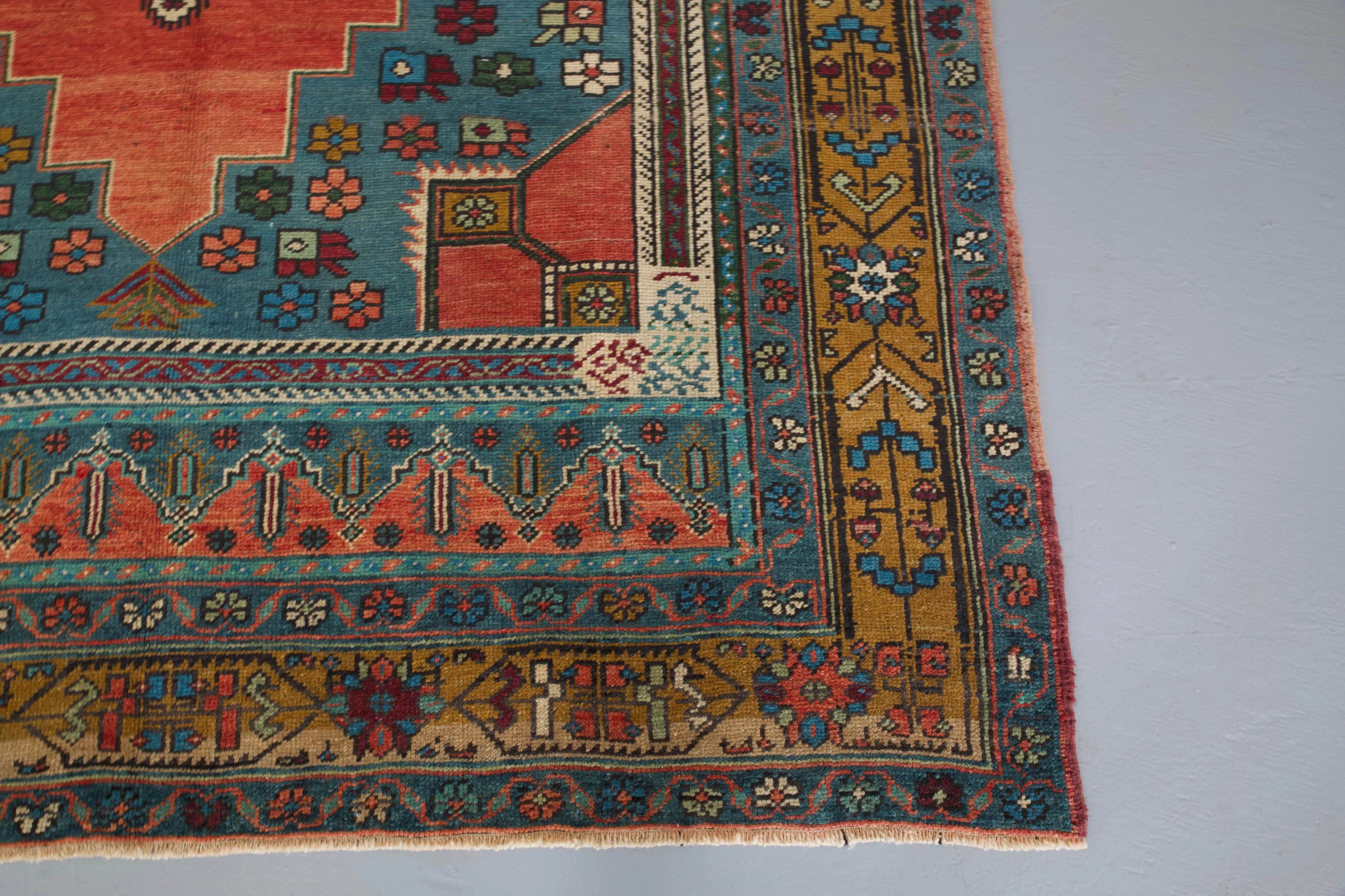 Vintage Turkish Taspinar Rug