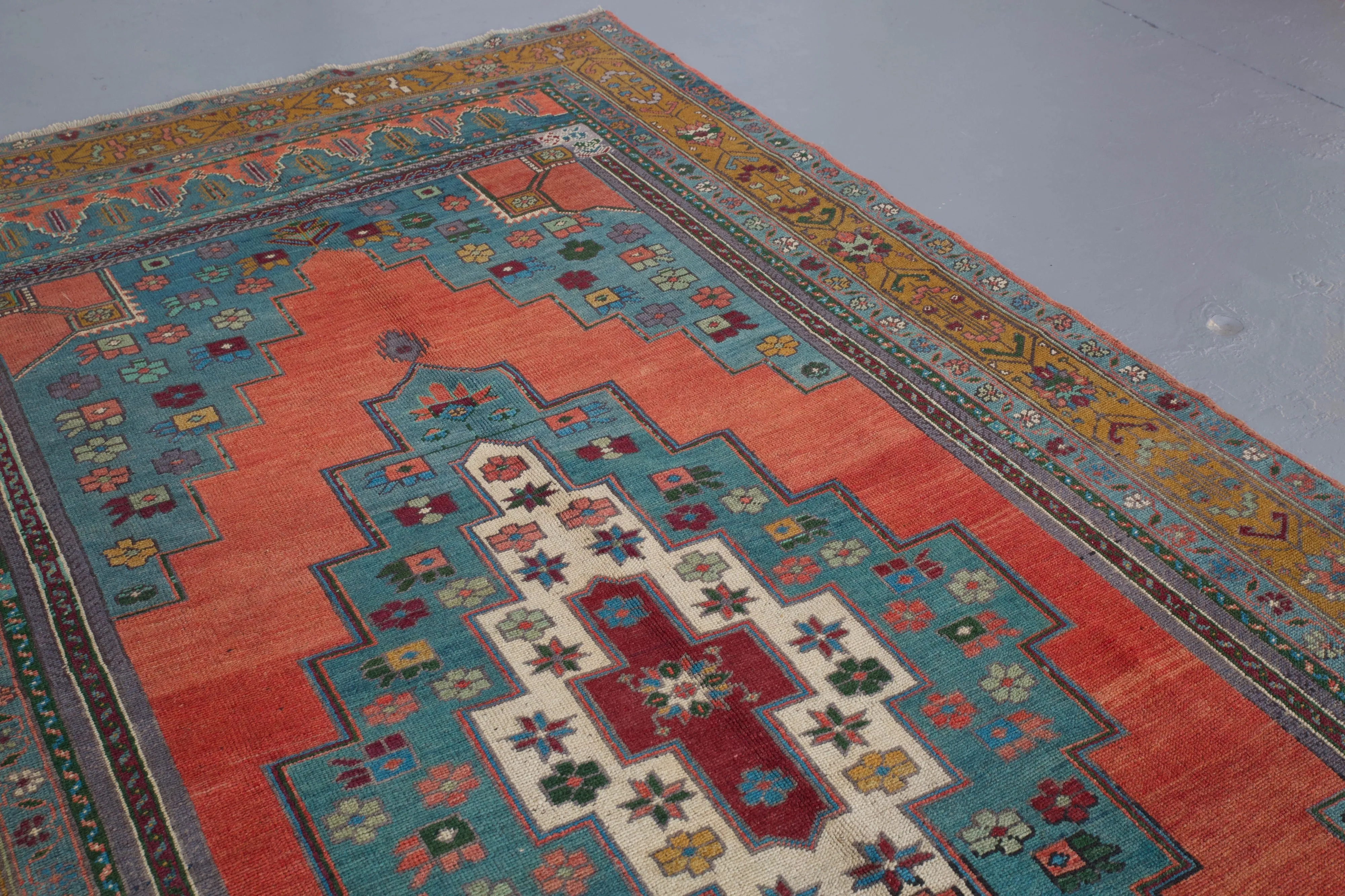 Vintage Turkish Taspinar Rug