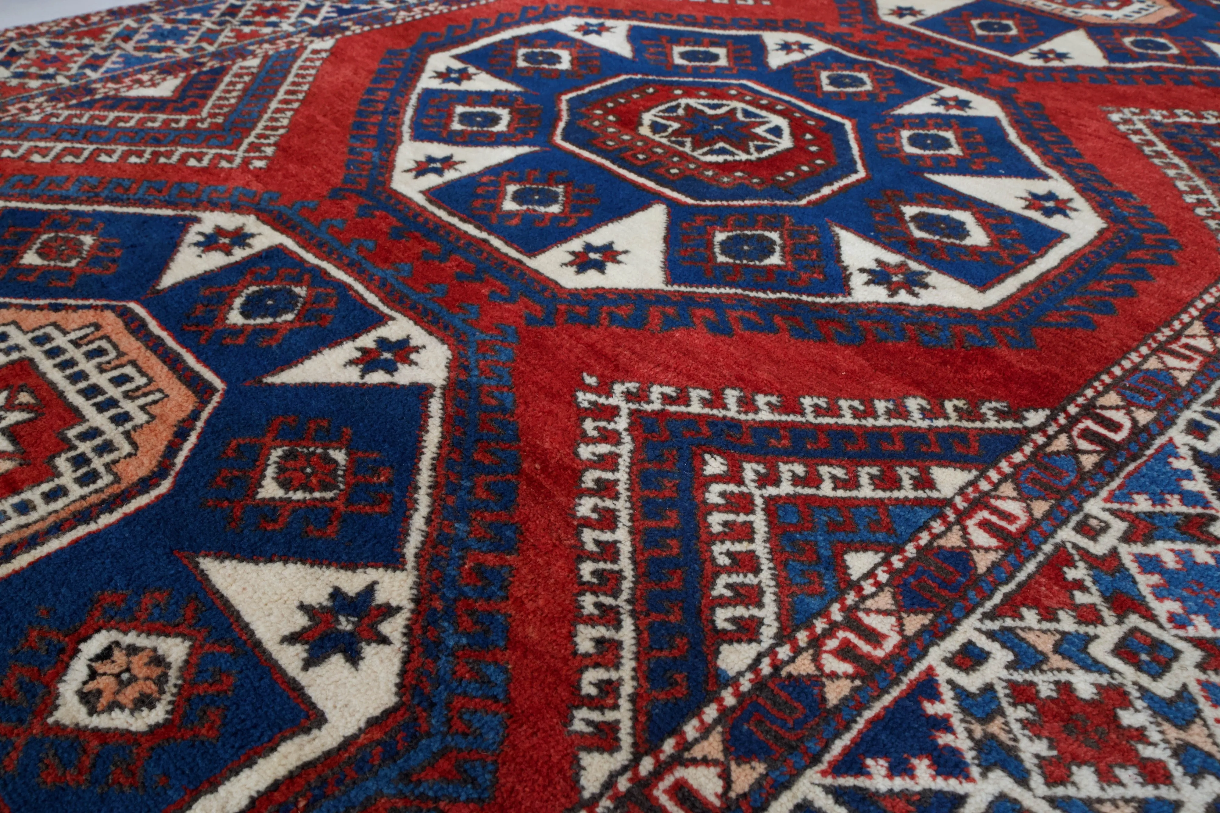 Vintage Western Anatolian Rug 5'11"x10'5"