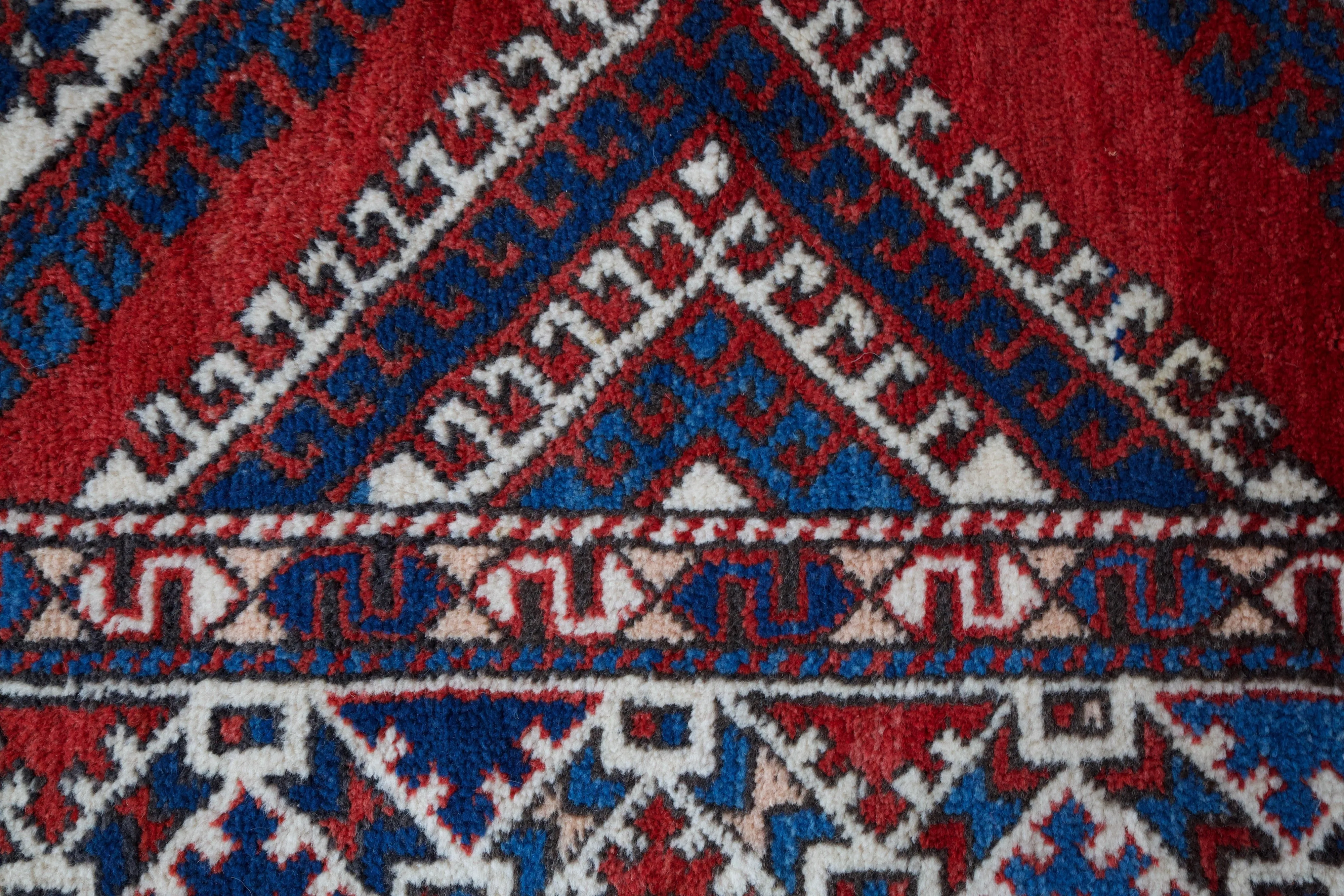 Vintage Western Anatolian Rug 5'11"x10'5"