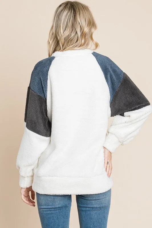 White Color Block Faux Fur Raglan Sleeve Sweatshirt