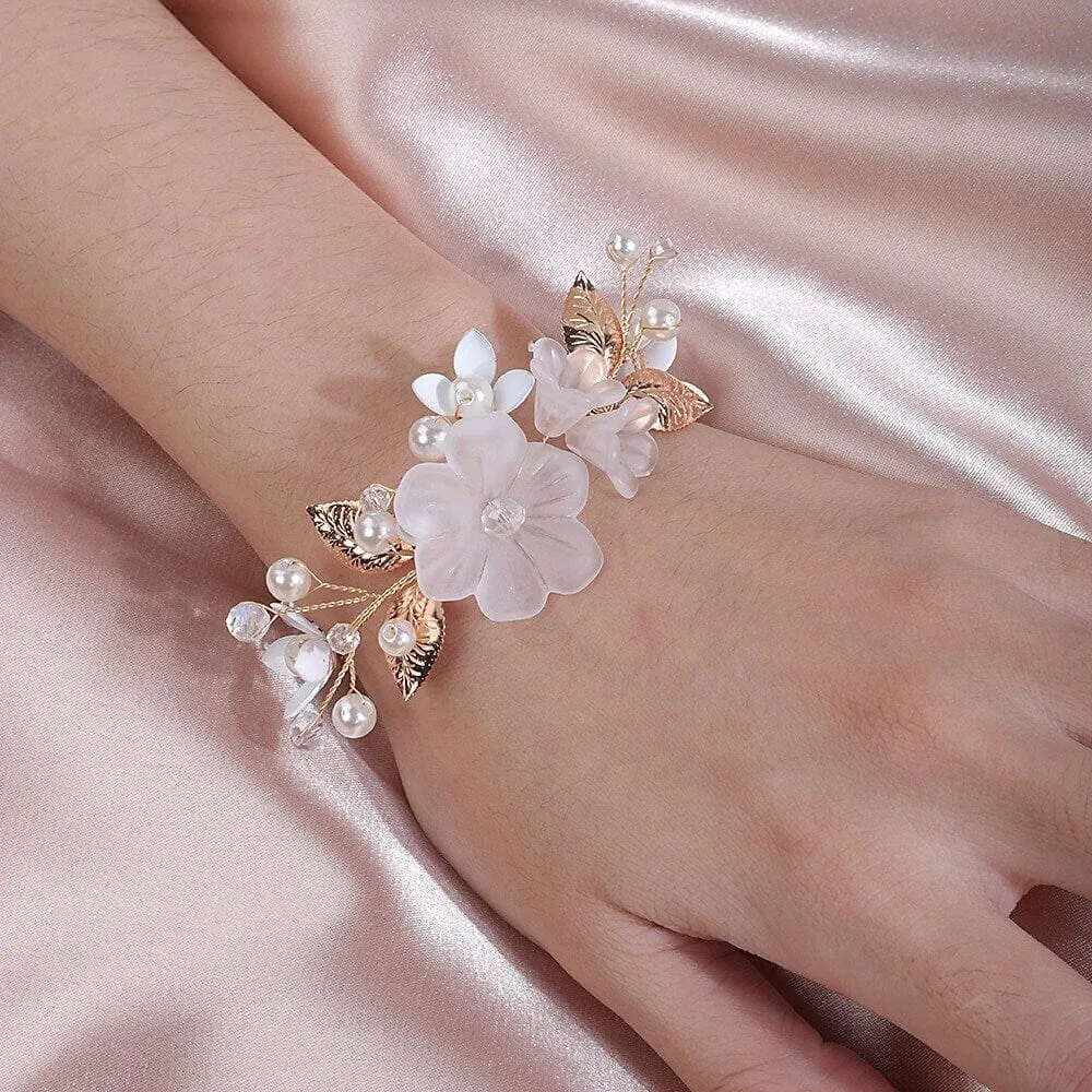 White Flower Bridal Bracelet, Floral Pearl Wire Wedding Bracelet, Bridal Shower Flower Petal Bracelet