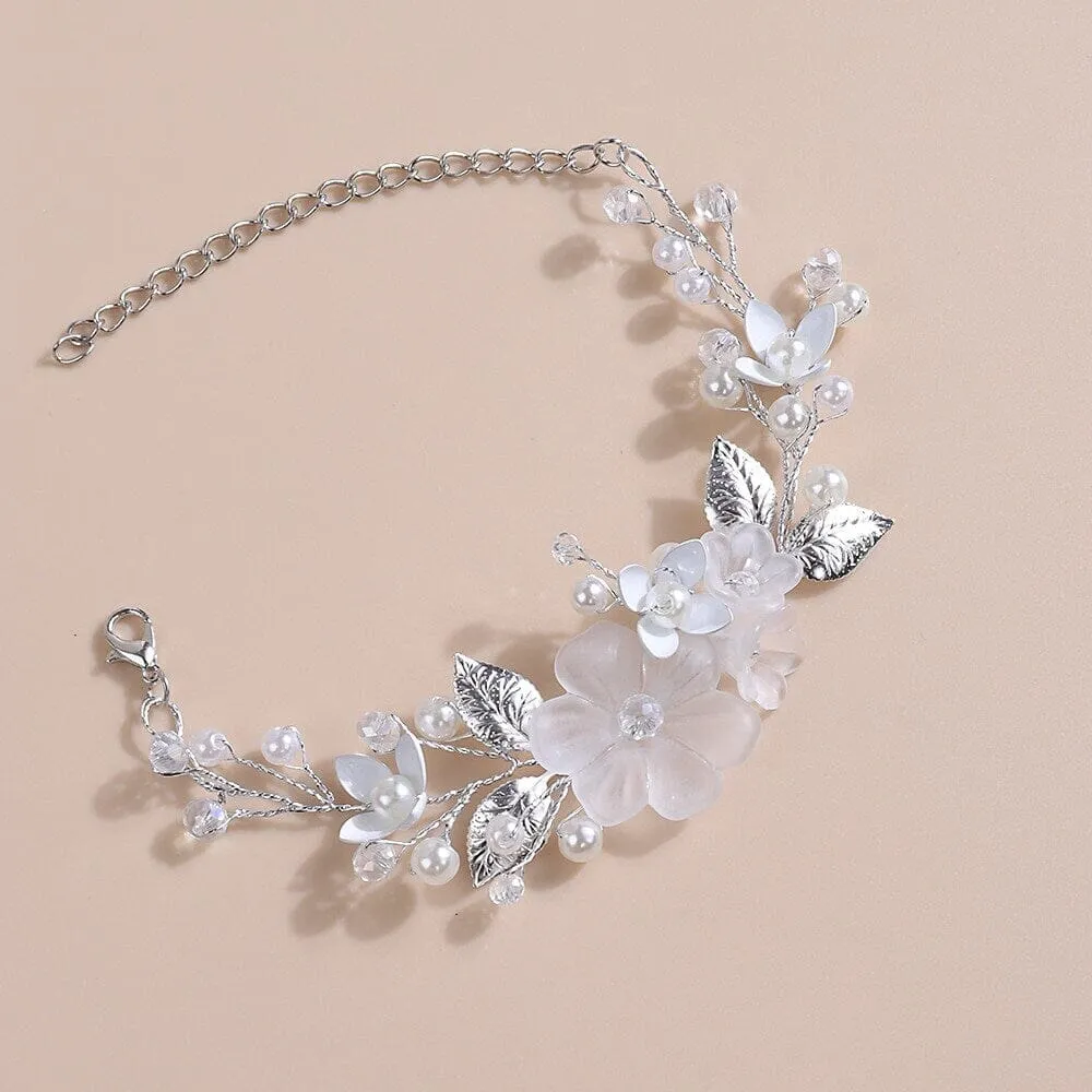 White Flower Bridal Bracelet, Floral Pearl Wire Wedding Bracelet, Bridal Shower Flower Petal Bracelet