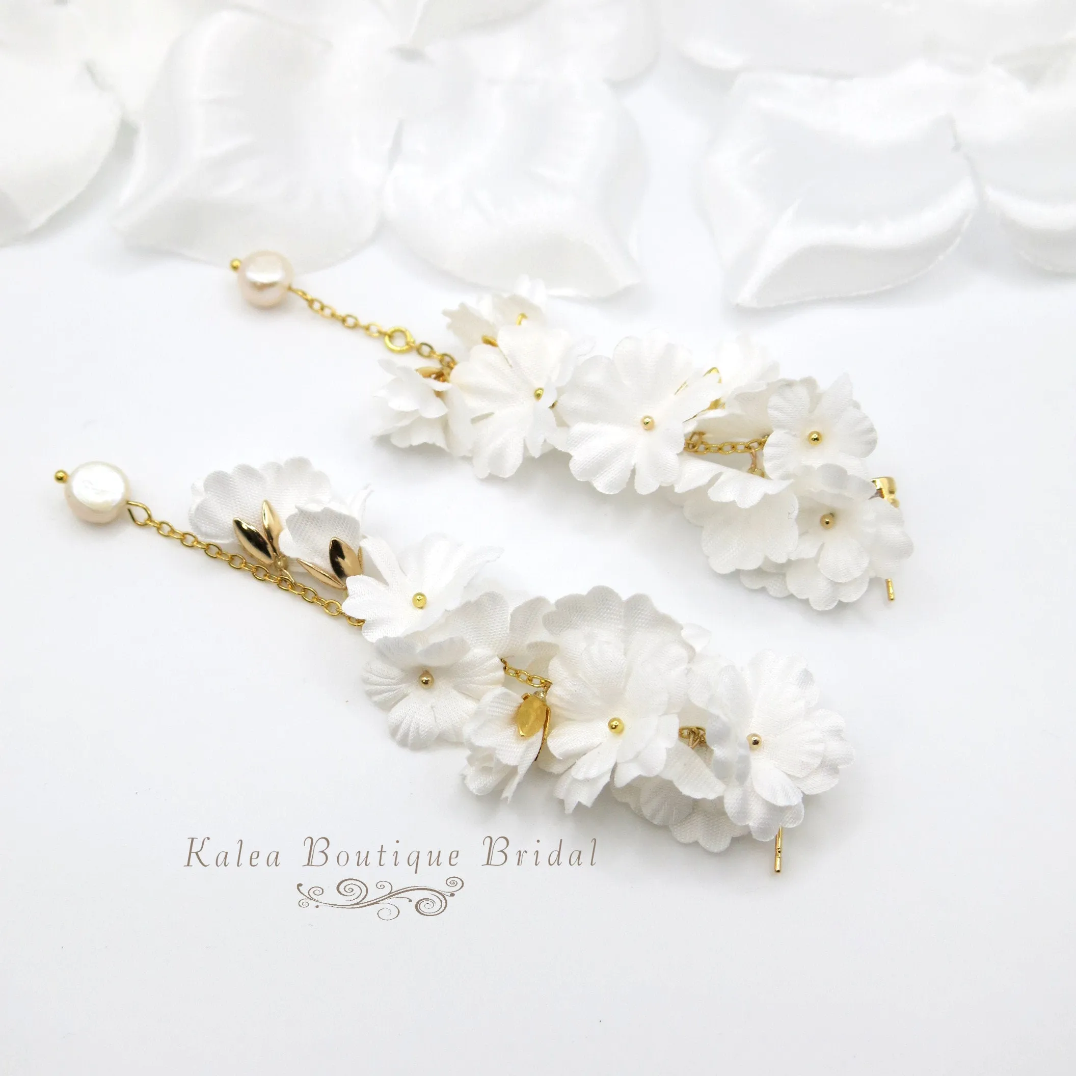 White Silk Flower Dangle Earrings, Custom Floral Wedding Earrings, Bridal Floral Statement Earrings, Silk Flower Petal Stud Earrings for Bride
